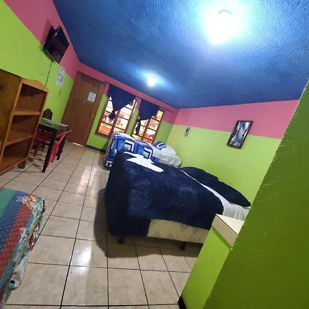 Hotel Kasa Kamelot Quetzaltenango Buitenkant foto