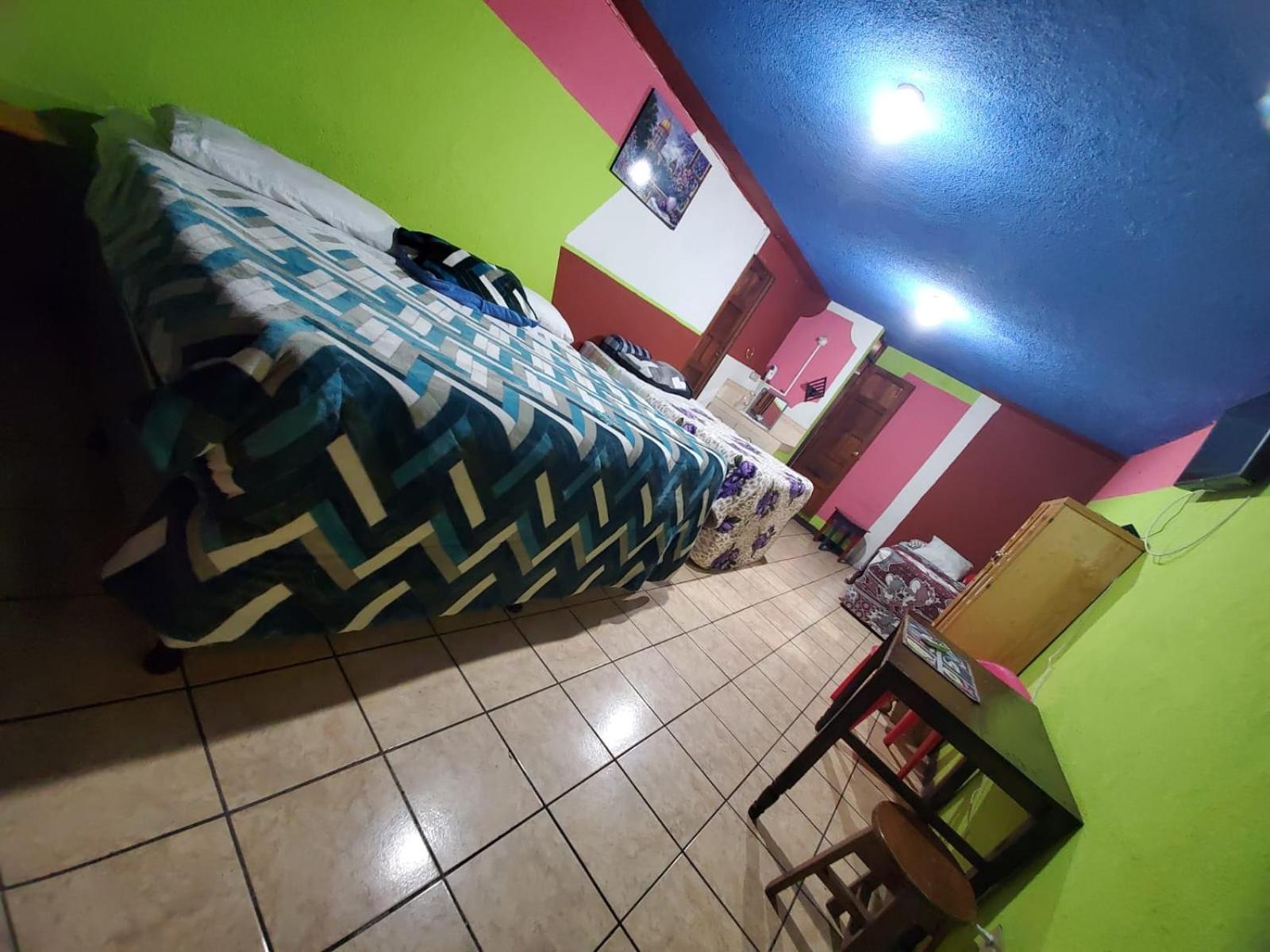 Hotel Kasa Kamelot Quetzaltenango Buitenkant foto