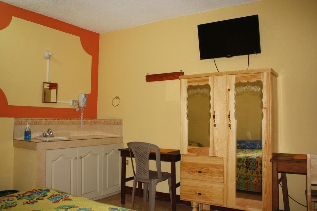 Hotel Kasa Kamelot Quetzaltenango Buitenkant foto