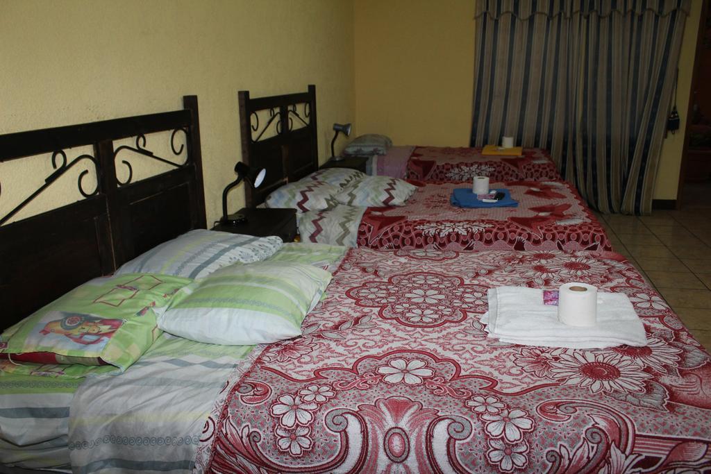 Hotel Kasa Kamelot Quetzaltenango Buitenkant foto