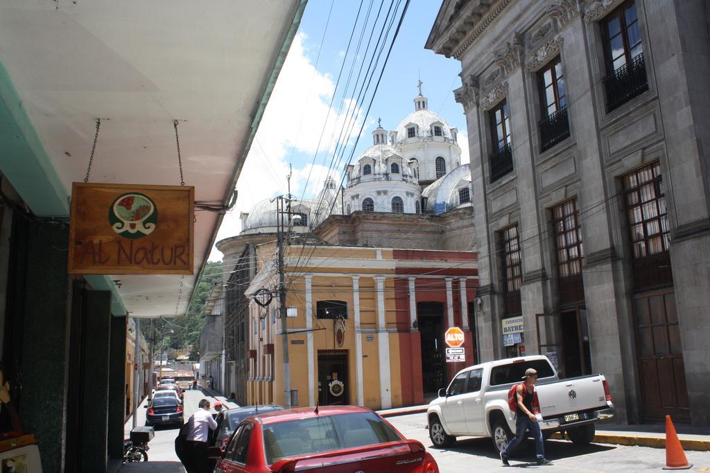 Hotel Kasa Kamelot Quetzaltenango Buitenkant foto