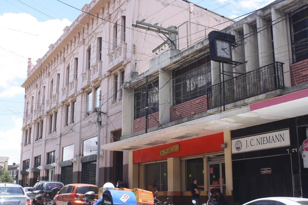 Hotel Kasa Kamelot Quetzaltenango Buitenkant foto
