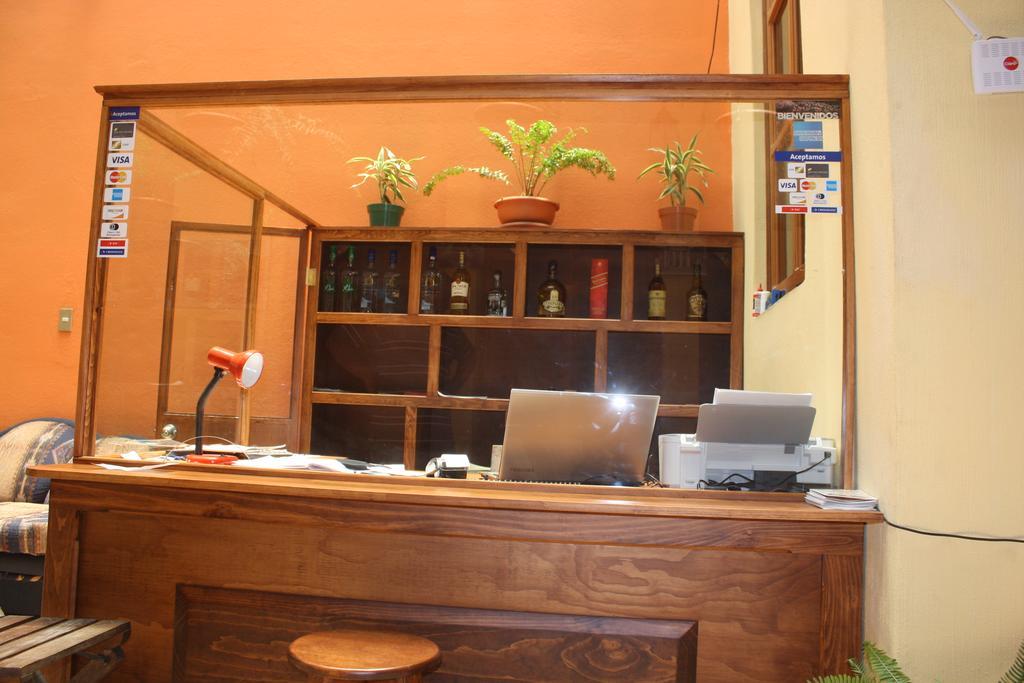 Hotel Kasa Kamelot Quetzaltenango Buitenkant foto
