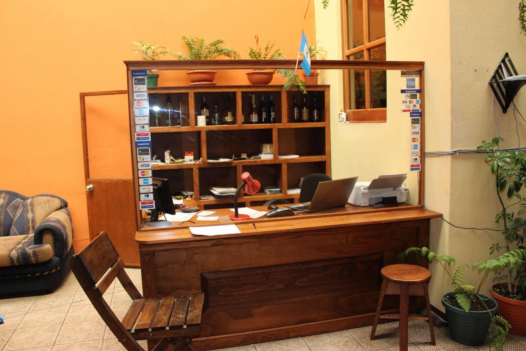 Hotel Kasa Kamelot Quetzaltenango Buitenkant foto